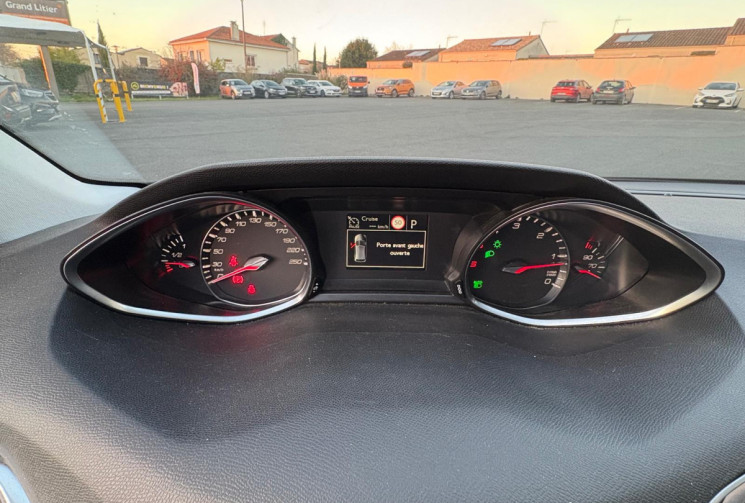 PEUGEOT 308 1.6 HDi EAT6 S&S 120 CV - BOITE AUTOMATIQUE - ALLURE BUISNESS - GARANTIE 6 MOIS