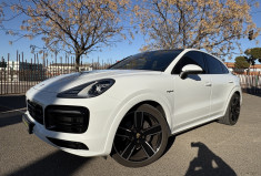 PORSCHE CAYENNE COUPE 462cv E-Hybride / SUPER ETAT/ Toit ouvrant / Blanc carrera / Français / Carbon