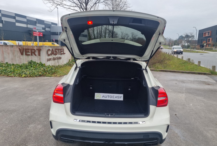 MERCEDES GLA 45 AMG 360 cv 2.0 i Turbo 4MATIC 7G-DCT * Sièges Sport chauffants * Entretien à jour 