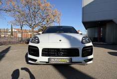 PORSCHE CAYENNE COUPE 462cv E-Hybride / SUPER ETAT/ Toit ouvrant / Blanc carrera / Français / Carbon