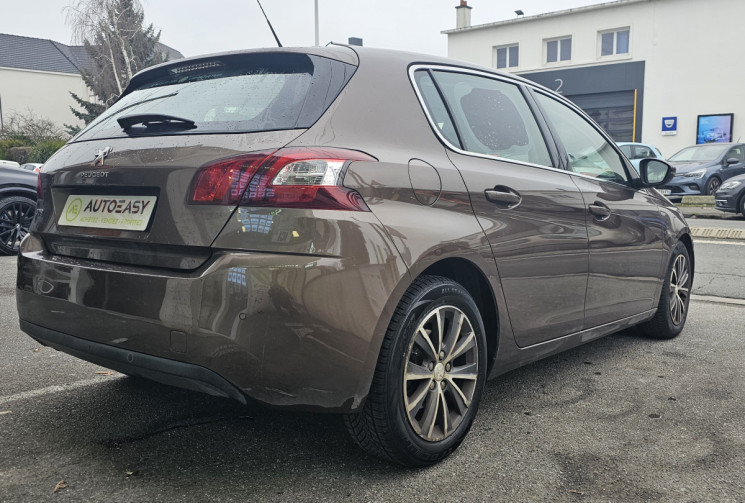 PEUGEOT 308 ALLURE  1.6 HDi FAP 92 cv DISTRIBUTION NEUVE 