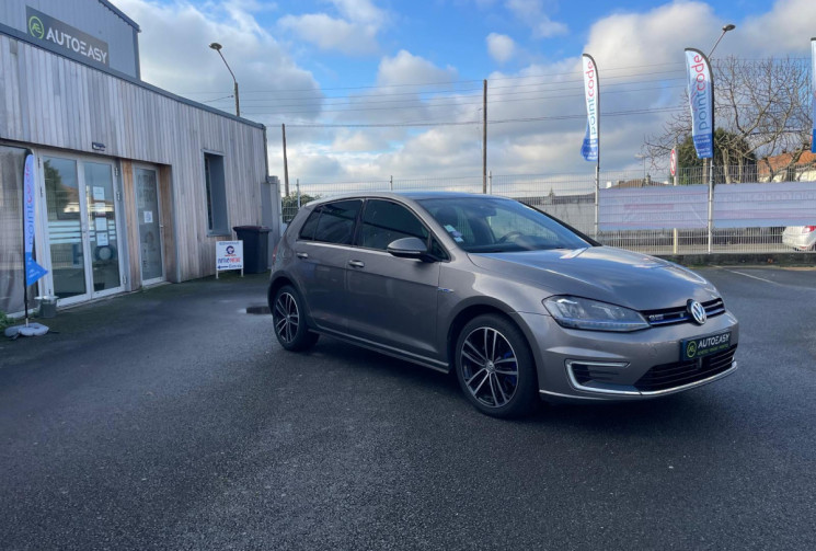 VOLKSWAGEN GOLF VII GTE 1.4 TSI 204 CV HYBRIDE - CARPLAY - TRES BON ETAT - GARANTIE 12 MOIS