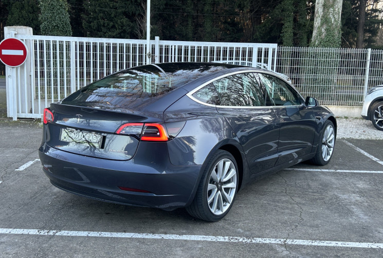 Tesla MODEL 3 Performance AWD Dual motor Première main / sièges chauffants 