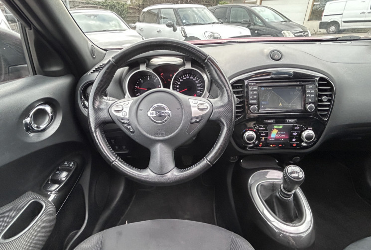 NISSAN JUKE 1.5 dCi 110 ch N-Connecta / toit ouvrant