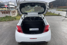 PEUGEOT 208 BUSINESS PACK 1.4 HDi FAP 68 cv * Bluetooth * Radar de recul * Distribution OK 