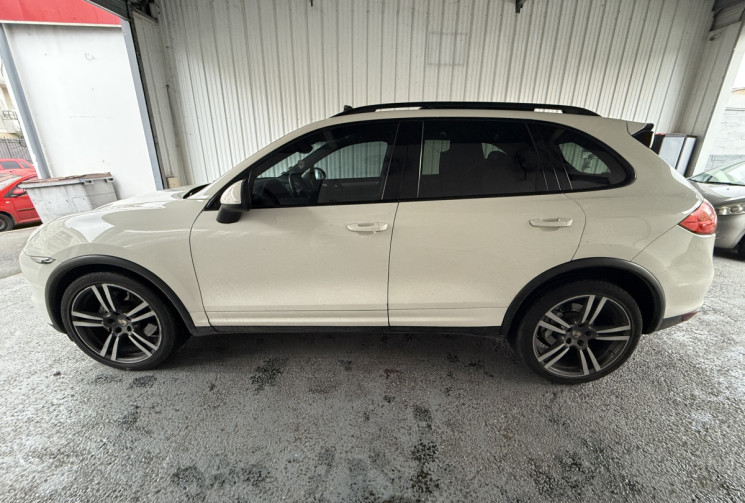 PORSCHE CAYENNE S 4.8 V8 400   