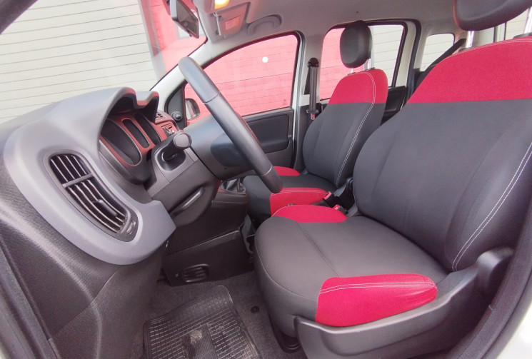 FIAT PANDA III 1.2 69 S&S BVM5 Ligue 1 Conforama / 1° main / Entretien Fiat