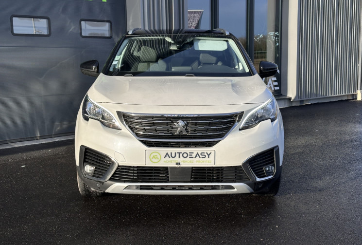 PEUGEOT 5008 1.2 130CV EAT6 ALLURE 7 PLACES DISTRIB OK / ATTELAGE  