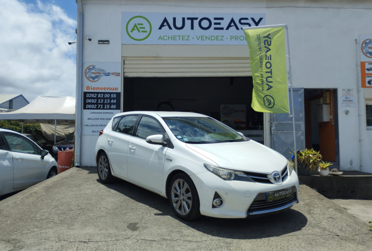 Toyota AURIS 1.8 HSD DYNAMIC 136 HYBRIDE