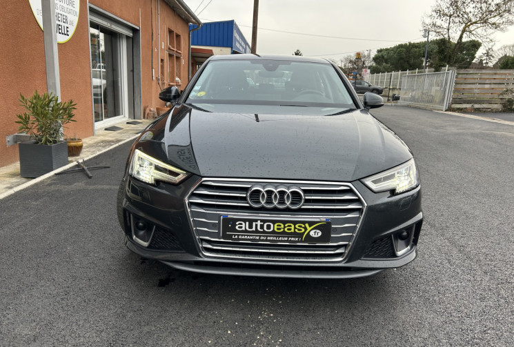 AUDI A4 Berline S-line extérieur VIrtual Cockpit 