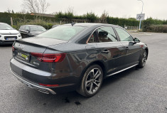 AUDI A4 Berline S-line extérieur VIrtual Cockpit 