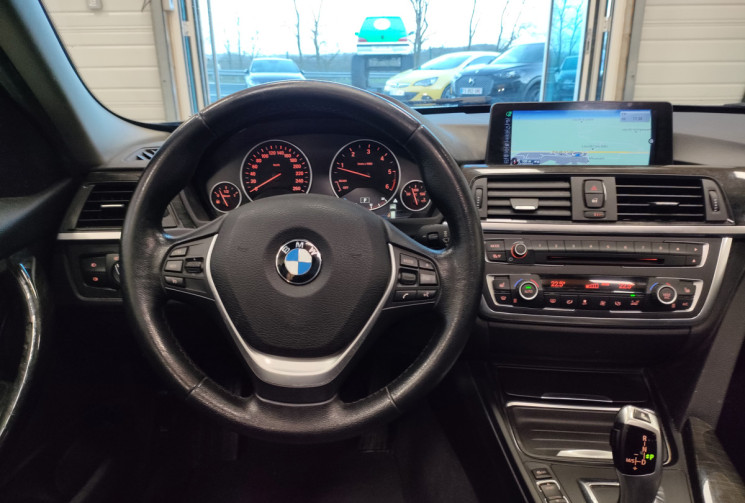 BMW SERIE 3 TOURING 318d Touring (F31) Finition luxury 143 ch