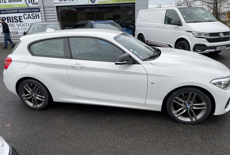 BMW SERIE 1 116 i  1.5 12 V 109 CV ULTIMATE M-SPORT