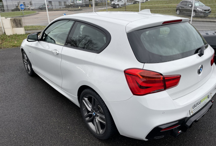 BMW SERIE 1 116 i  1.5 12 V 109 CV ULTIMATE M-SPORT