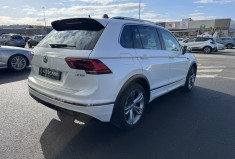 Volkswagen Tiguan II 2.0 TDi 150ch Carat R-LINE DSG7 / TOIT OUVRANT / SIEGE CHAUFFANT / CARPLAY