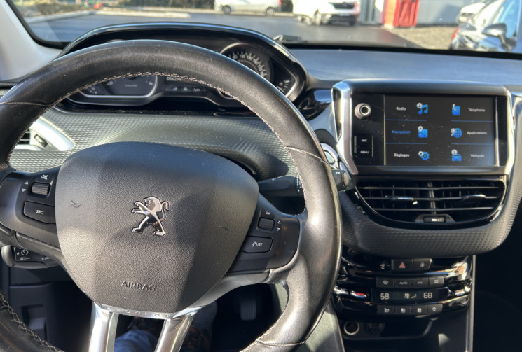 PEUGEOT 2008 ALLURE 1.6 Blue HDI 100 cv