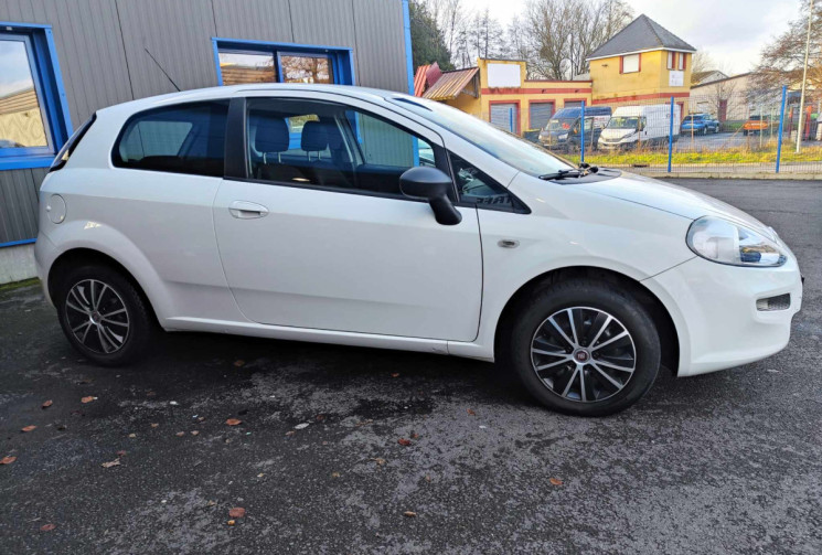 FIAT PUNTO 1.2 69 CH EASY 3 PORTES TBE CT OK 