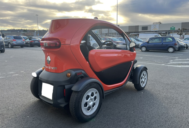 RENAULT TWIZY 45 4 Kw   