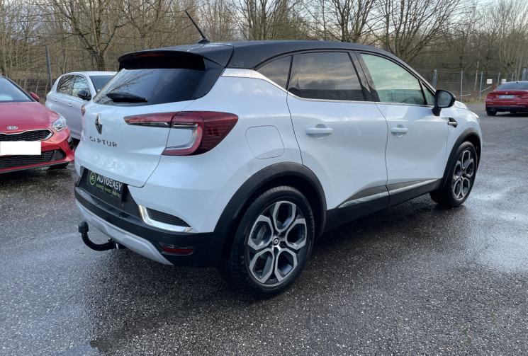 RENAULT CAPTUR 1.3 TCe mild hybrid 140 ch Techno / 18400 km / 1ERE Main/ Attelage