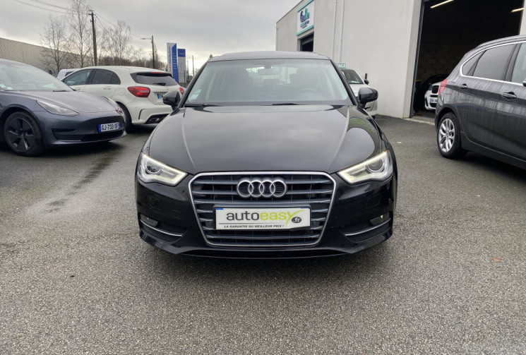 AUDI A3 SPORTBACK Série 3 1.4 TSI S-Tronic7 S&S 150 cv BVA ULTRA S-LINE