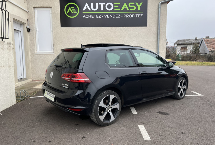 VOLKSWAGEN GOLF 7  2.0 TDI  Blue Motion S&S 150 CH CARAT