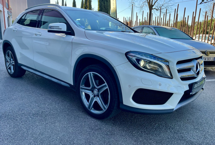 Mercedes GLA 200 PACK AMG LINE 156CV / SIEGES CHAUFFANTS / SUIVI MERCEDES