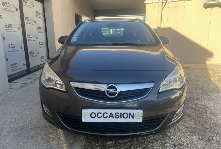 OPEL ASTRA J Sports Tourer Connect Pack 1.7 CDTI 125 ch