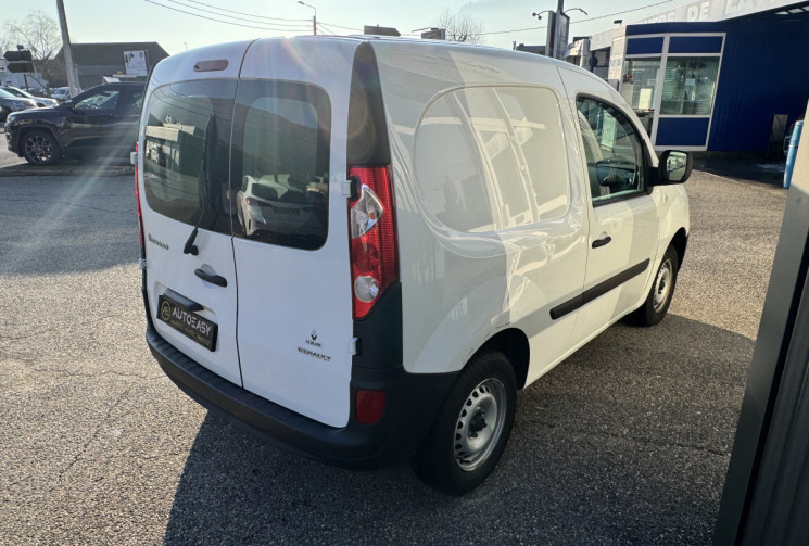 RENAULT KANGOO EXPRESS COURT 1.6 90 - 1ère main