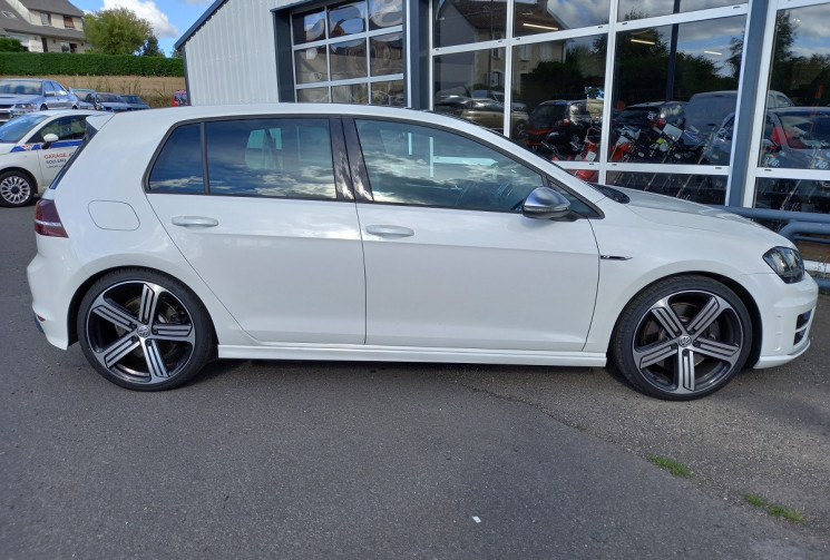 VOLKSWAGEN GOLF VII R 2.0 TFSI 300 4MOTION BVM 5P