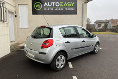 RENAULT CLIO 3  1.6 i  110 CH