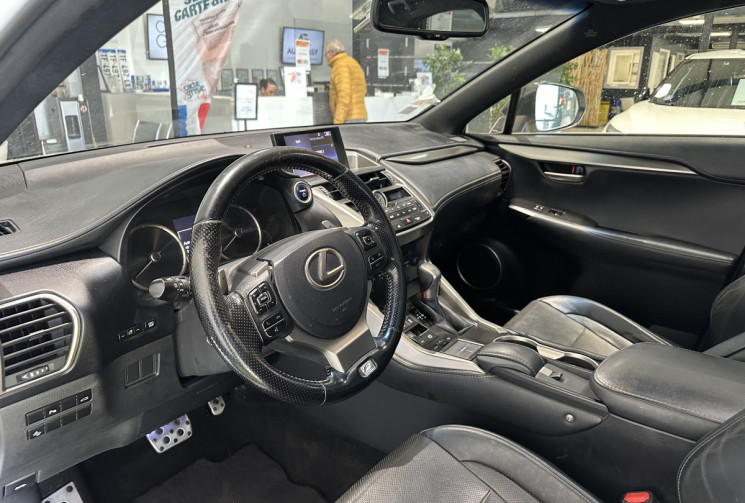 LEXUS NX 300h 4WD F-SPORT 