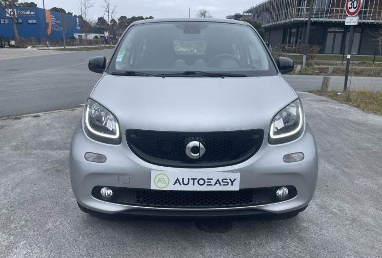 SMART FORFOUR 1.0 i twinamic 70cv PASSION * Boite Auto * Entretien complet