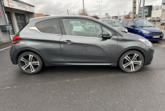 Peugeot 208 1.2 THP Puretech 110 GT LINE / COURROIE FAITE