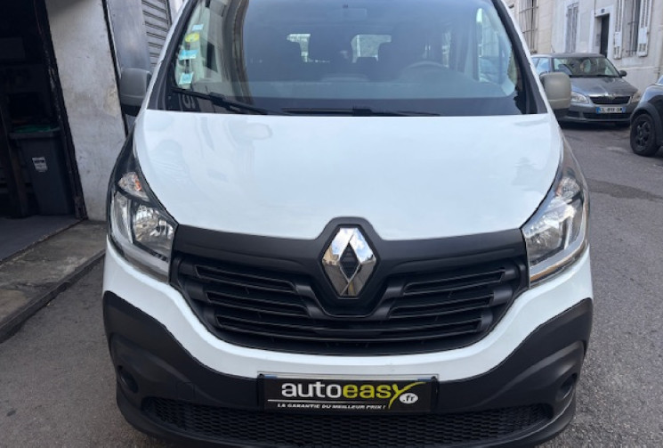 RENAULT TRAFIC III Combi L1 1.6dCi 125 cv 9 places origine France 2eme main / RADAR / BLUETOOTH 