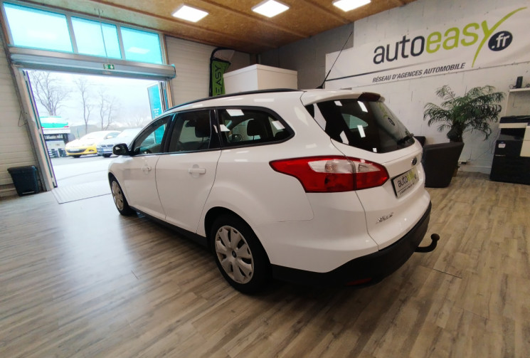 Ford FOCUS SW 1.6 TDCi 105ch FAP ECOnetic Business Nav 99g 5p