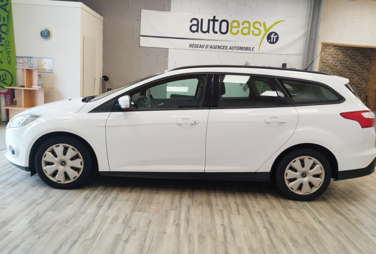 Ford FOCUS SW 1.6 TDCi 105ch FAP ECOnetic Business Nav 99g 5p