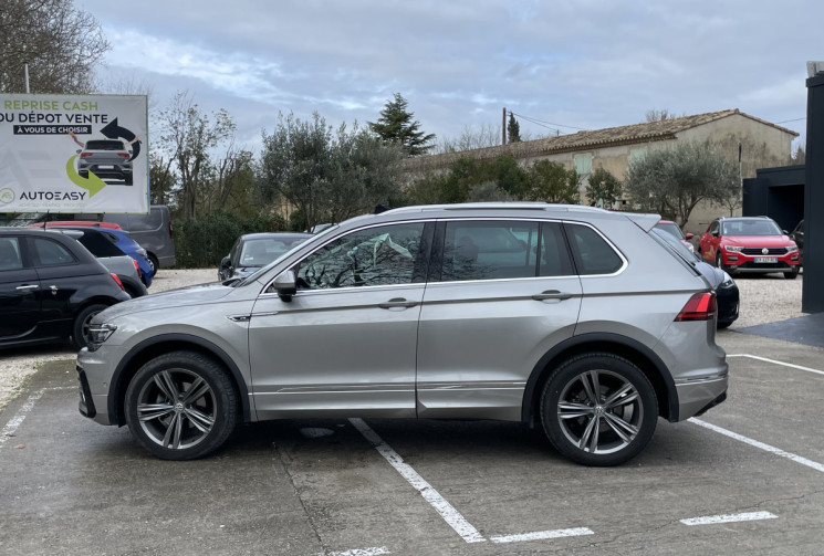 Volkswagen Tiguan 2.0 TDI 150 4MOTION CARAT R-LINE DSG7 * 1e main / CarPlay / Caméra / Toit Ouvrant