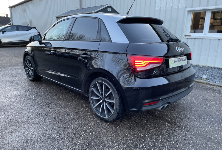 AUDI A1 SPORTBACK 1.4 TFSI 125 ch Midnight Series S tronic 7