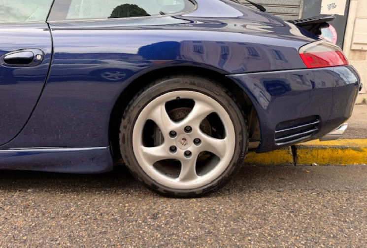 PORSCHE 911 996 Carrera 3.4 i Coupé Tiptronic 301 cv Origine France