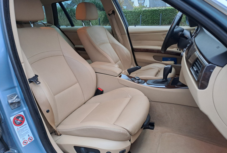 BMW SERIE 3 TOURING 325i Confort cuir beige / Sièges électriques chauffants