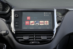 Peugeot 2008 1.6 BlueHDi 120cv Crossway - 1ère main - Attelage - Carplay