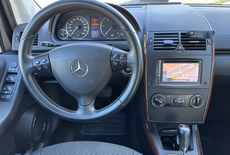 MERCEDES CLASSE A 180 CDI Elégance BOITE AUTO * Entretien complet