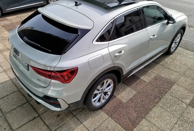 Audi Q3 SPORTBACK 35 150 ch 2.0 TDI S Tronic  7 / S-line / TOIT OUVRANT