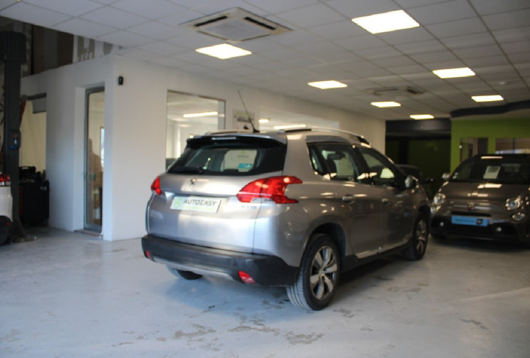 PEUGEOT 2008 82 CV  88 000 KM . DISTRIBUTION FAITE