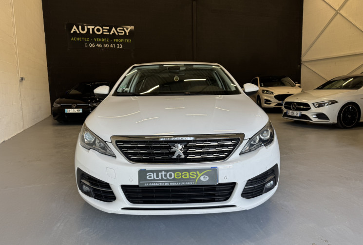 Peugeot 308 Peugeot 308 Phase 2 1.2 EAT8 130cv boîte auto Finition Allure