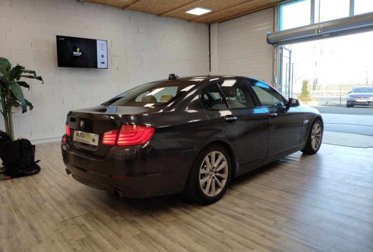 BMW SERIE 5  535iA 306ch Luxe Entretien OK