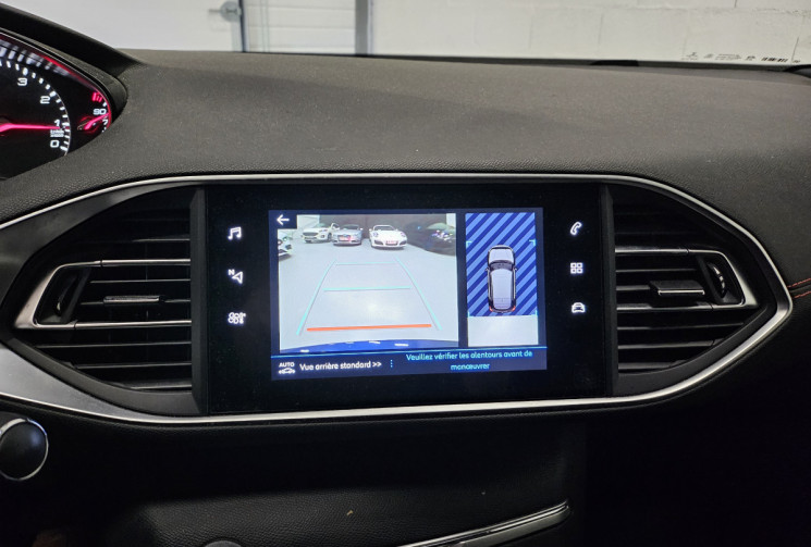 PEUGEOT 308 1.2 GT LINE 130 cv / carplay / entretien peugeot