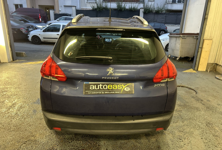 Peugeot 2008 1.2i VTi 82