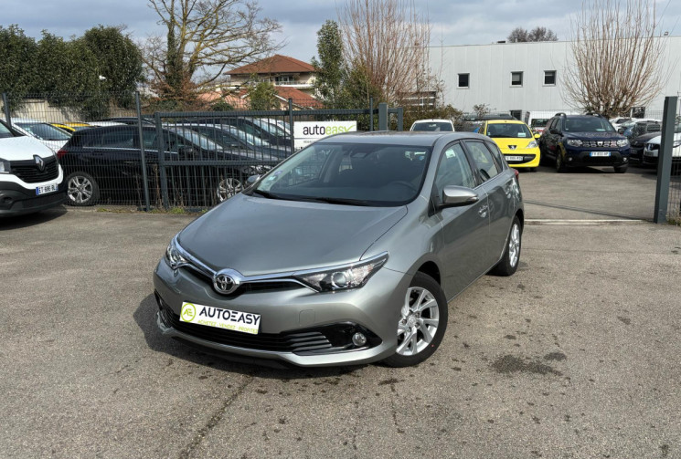 TOYOTA AURIS II 1.2 116 ch / DESIGN