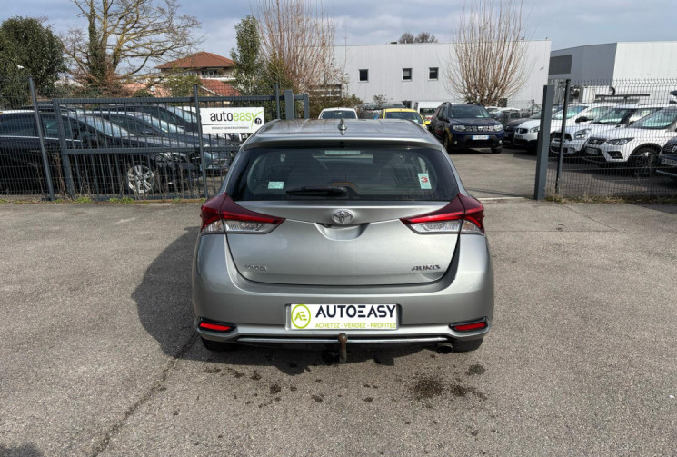 TOYOTA AURIS II 1.2 116 ch / DESIGN